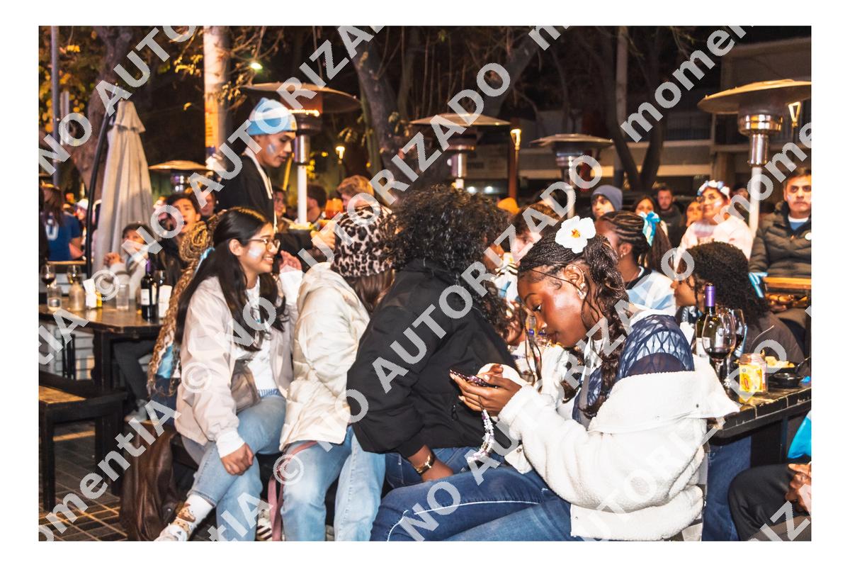 Event photo preview