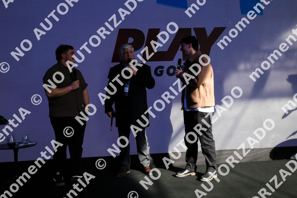Event photo preview