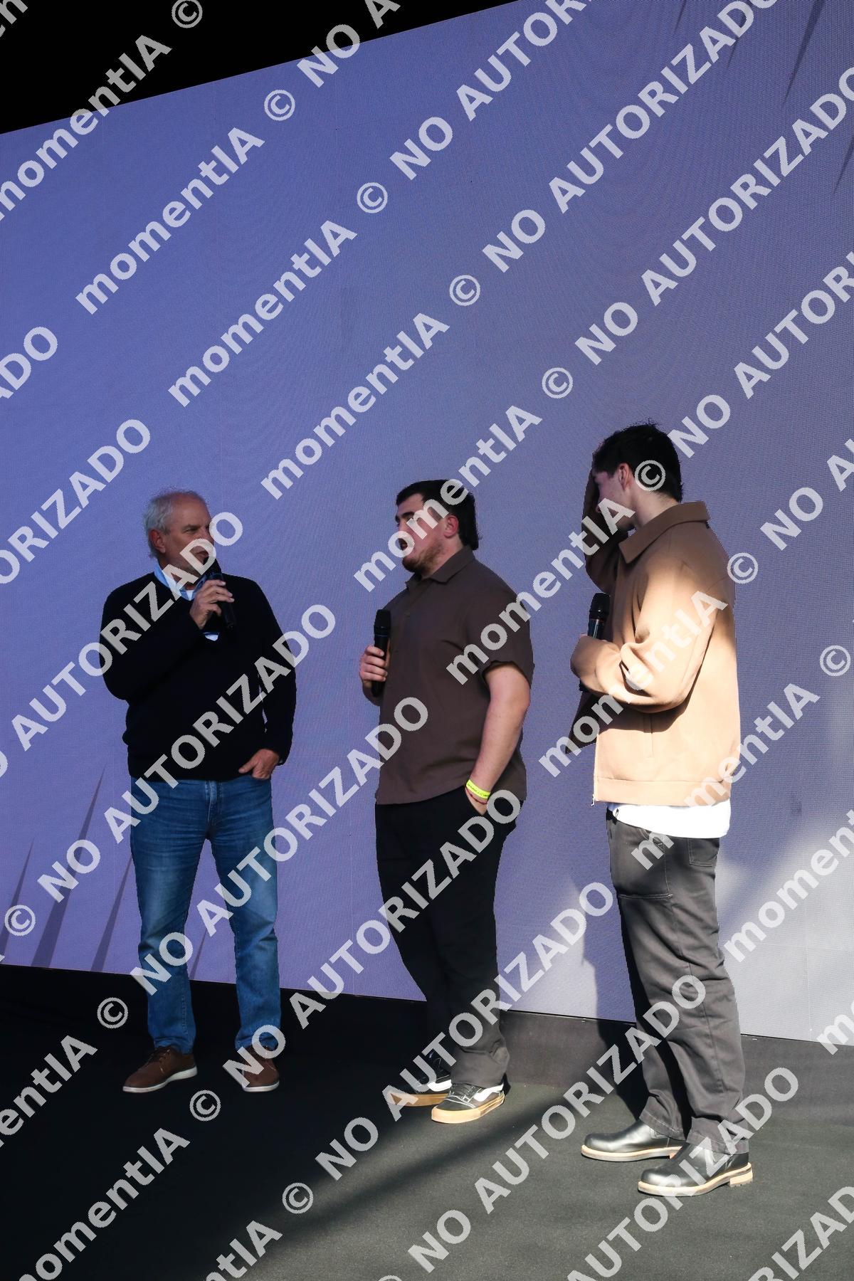 Event photo preview