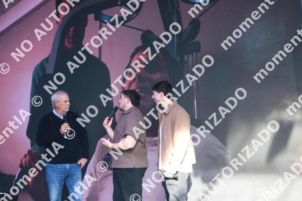 Event photo preview