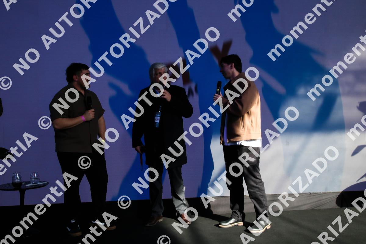 Event photo preview